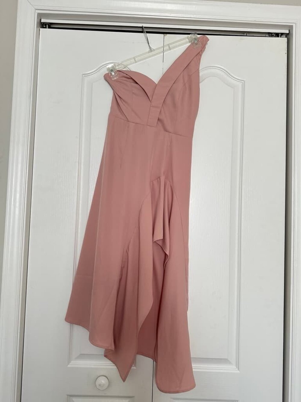 One-Shoulder Asymmetrical